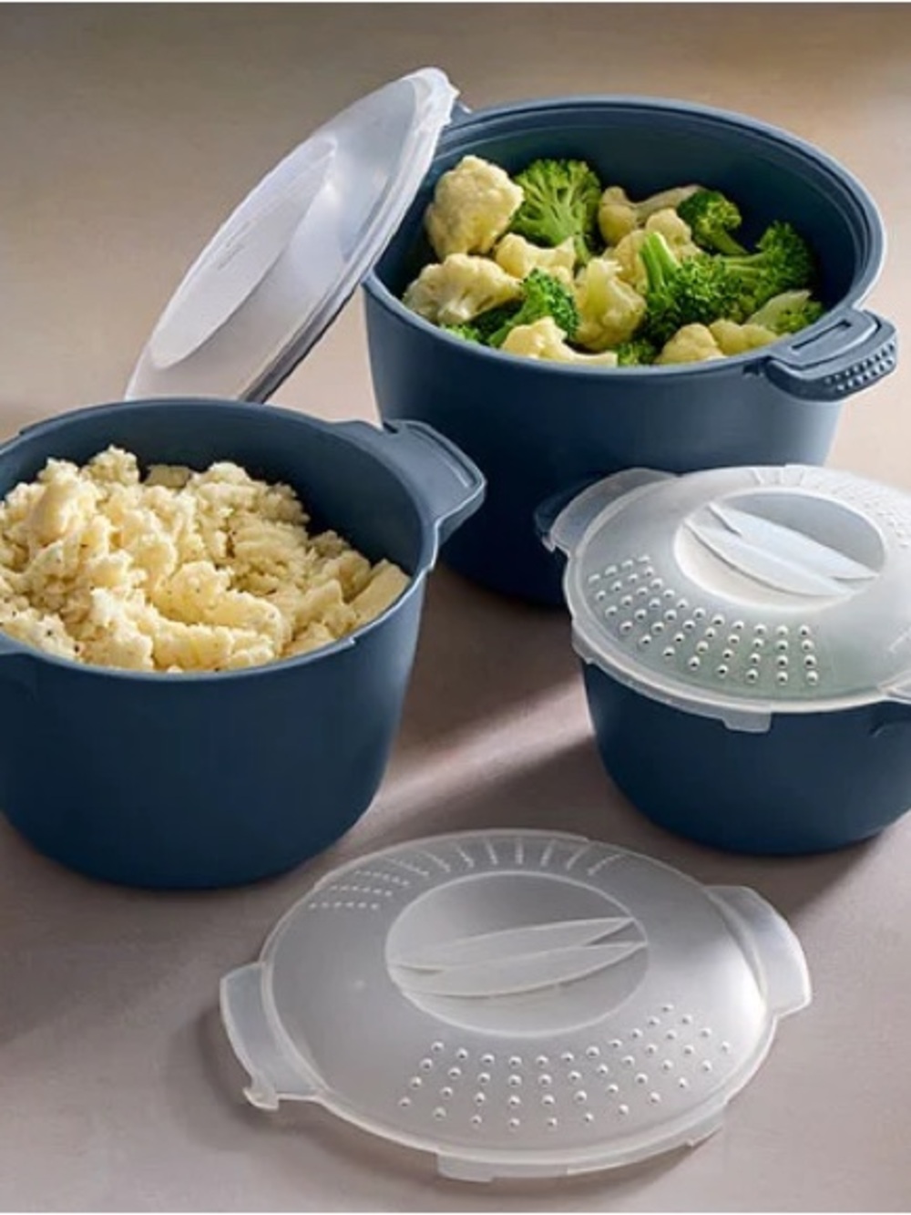 Pampered Chef Micro Cooker Set